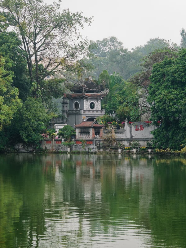 Views around Hoàn Kiếm Lake, Ha Noi, Vietnam