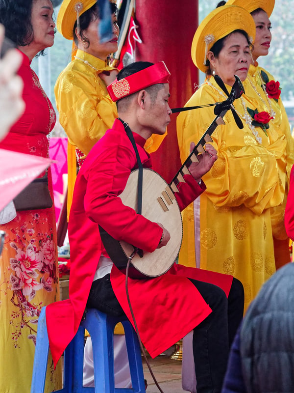 Tết celebration at the pagoda on Hoàn Kiếm Lake, Ha Noi, Vietnam