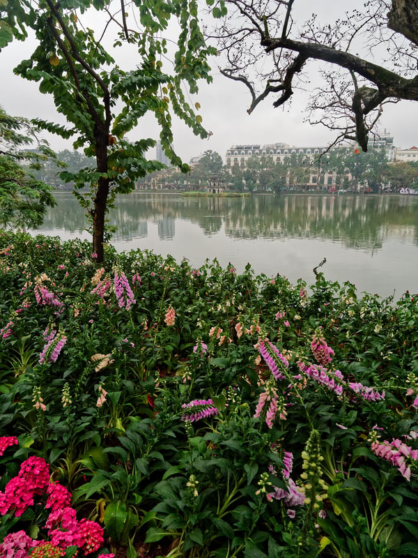 Views around Hoàn Kiếm Lake, Ha Noi, Vietnam