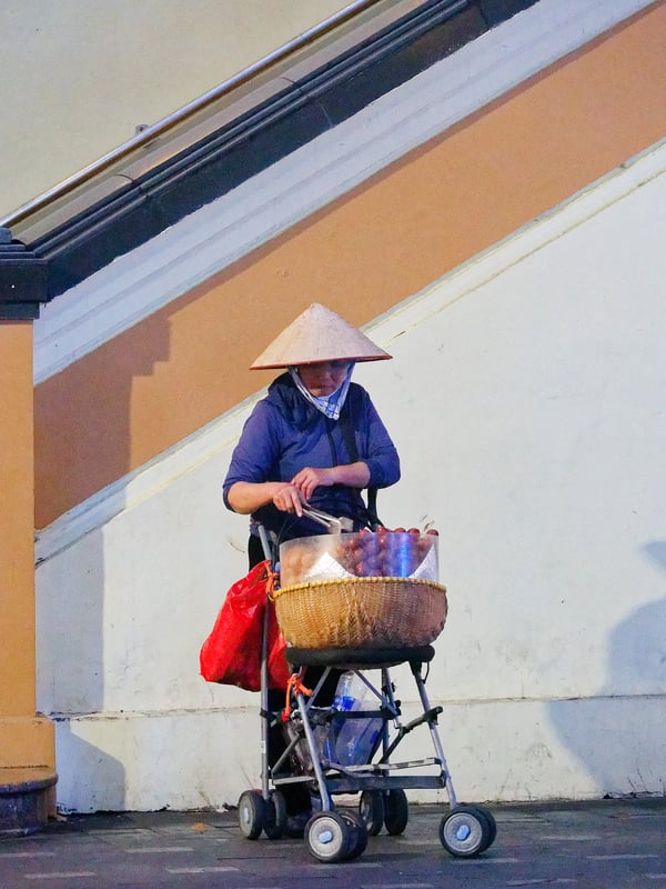 Donuthole vendor station Ha Noi, Vietnam