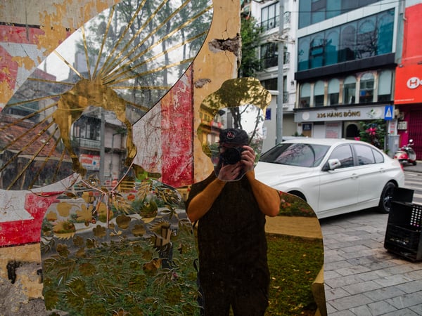 Mirror shot: street views walking around Ha Noi, Vietnam