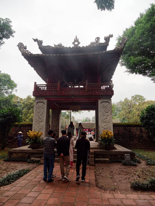 Temple of Literature grounds, Ha Noi, Vietnam