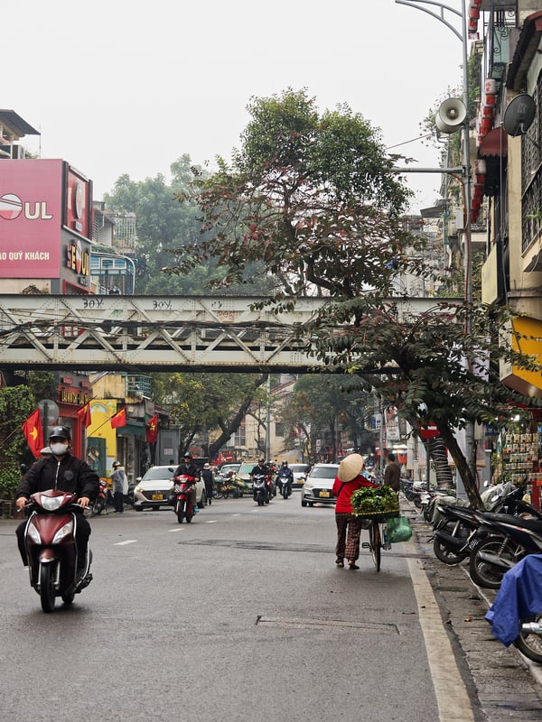Street views, walking around Ha Noi, Vietnam