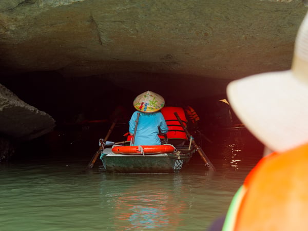 Tràng An, cliff/cave views from the boat, Ha Noi, Vietnam